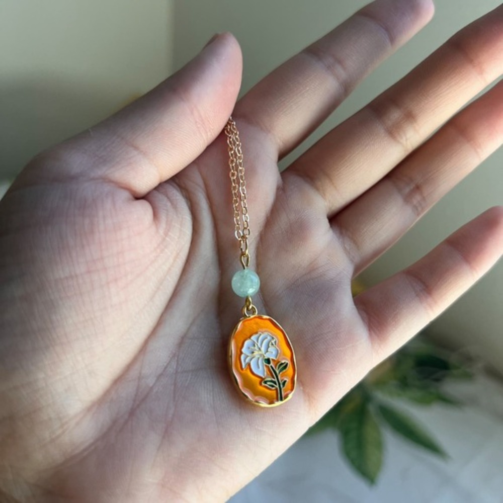 Chrysoprase Mint Orange White Magnolia Peony Jasmine Lily Flower Necklace Fun